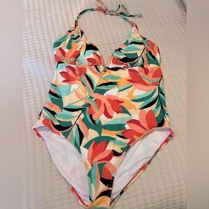 XXL swim suit from JC Penny’s NWOT